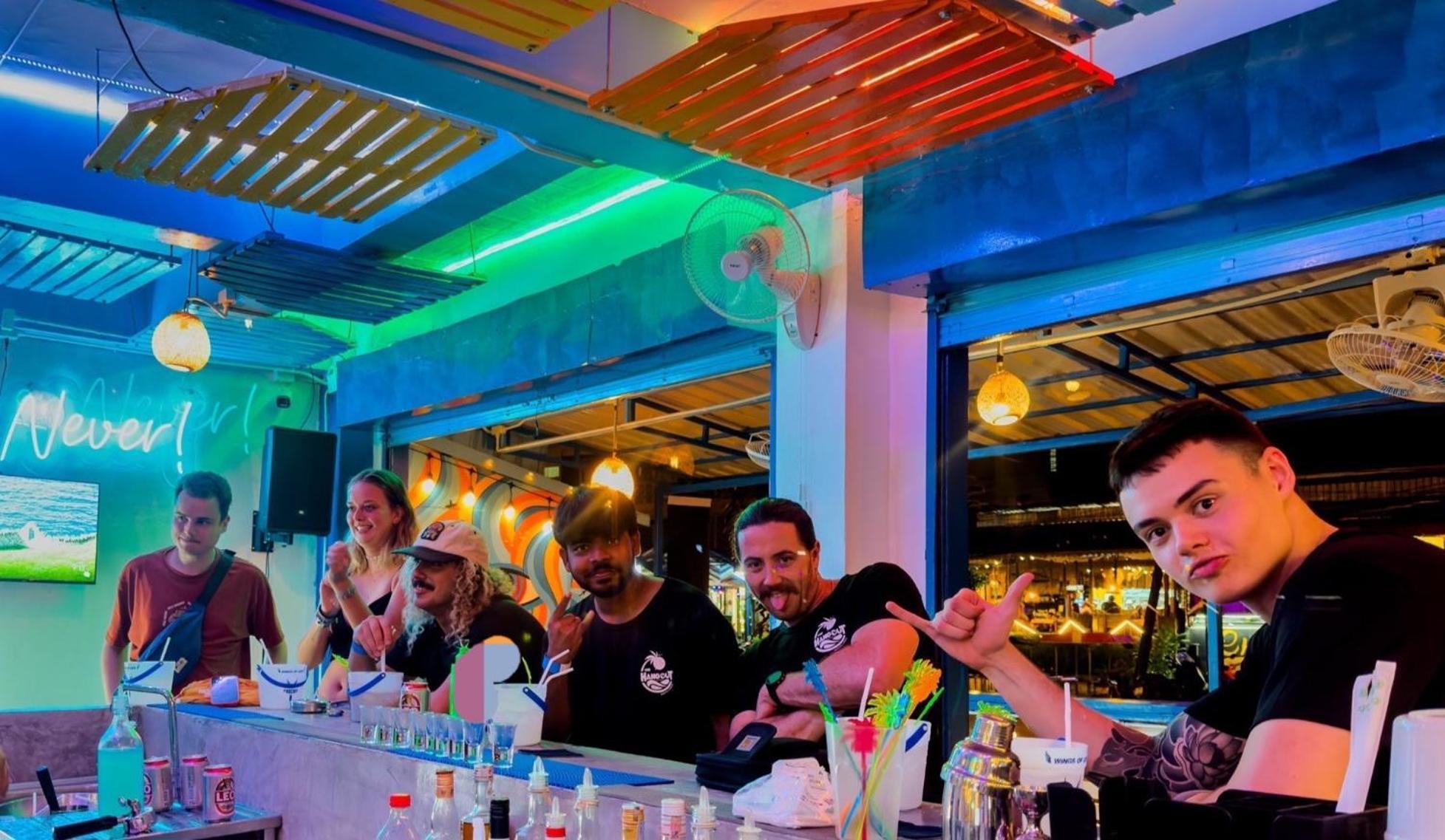 The Hangout Hostel Ao Nang Bagian luar foto
